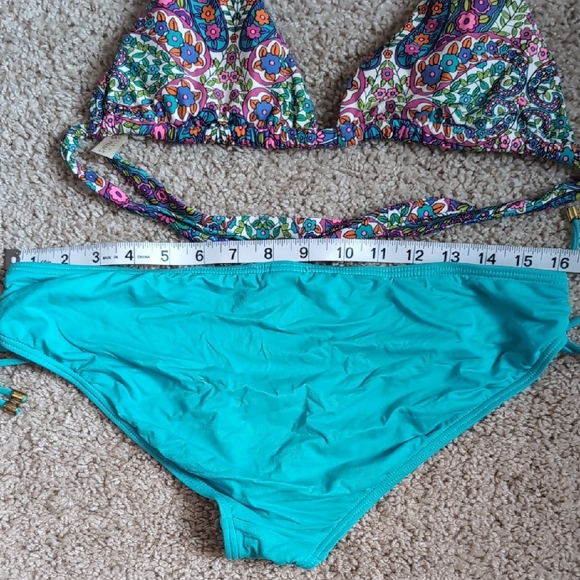 Colorful Patterned Bikini Set - Picture 7 of 7